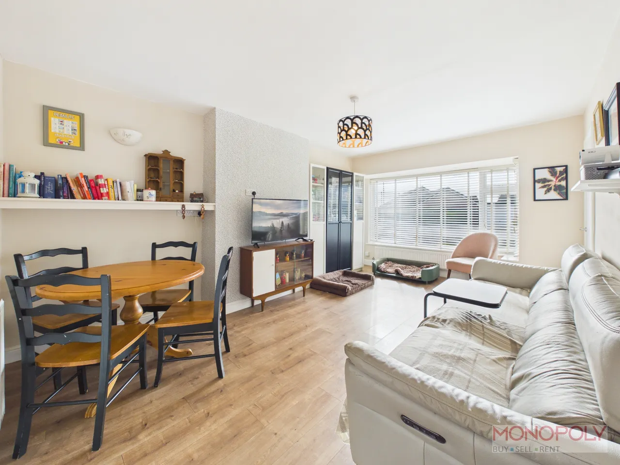 Winchester Way, Gresford, LL12, photo 2