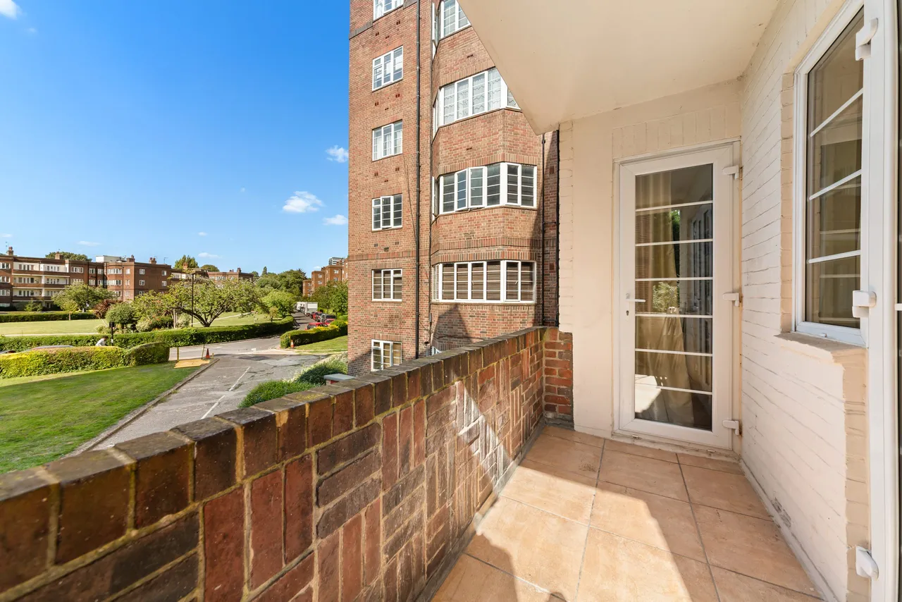 Chiswick Village, Chiswick, W4, photo 2