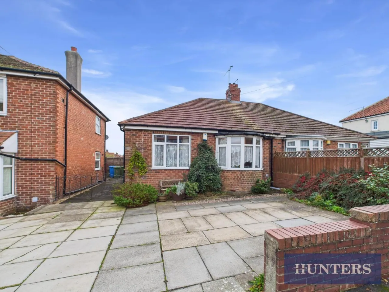 2 bed house for sale — Marton Road, Bridlington