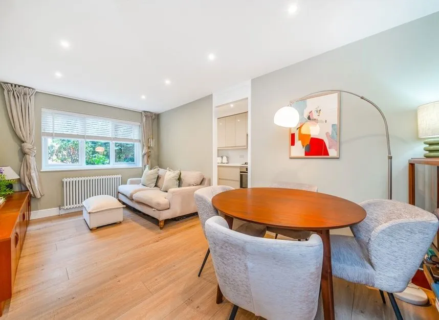1 bed flat for sale — Beardsley Way, Acton, W3