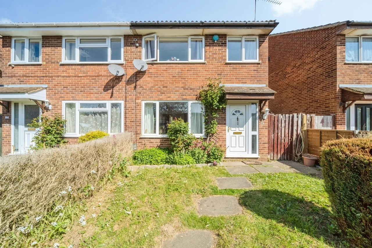 3 bed house for sale, Wallingford, Bradville, MK13
