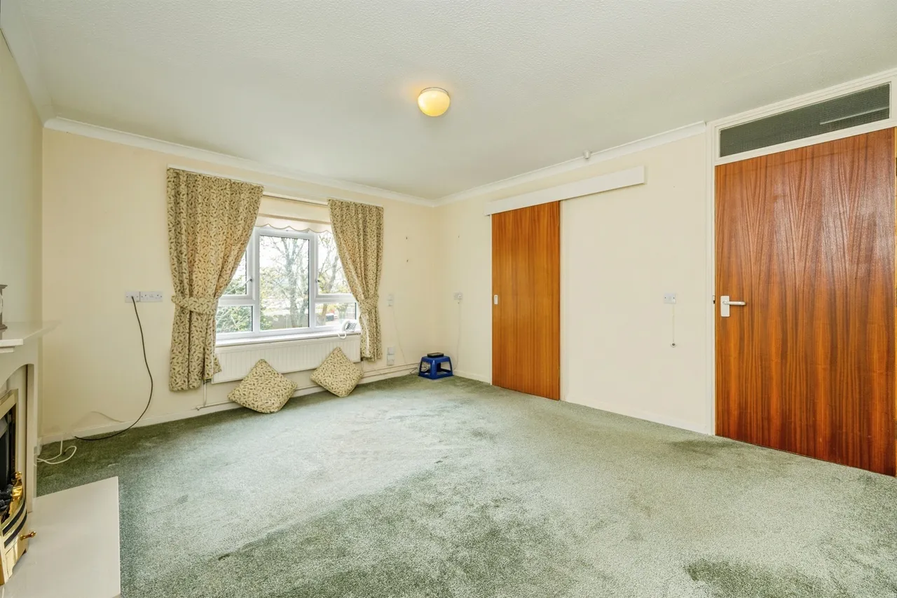 2 bed flat for sale, Norbury Court, Allestree, DE22