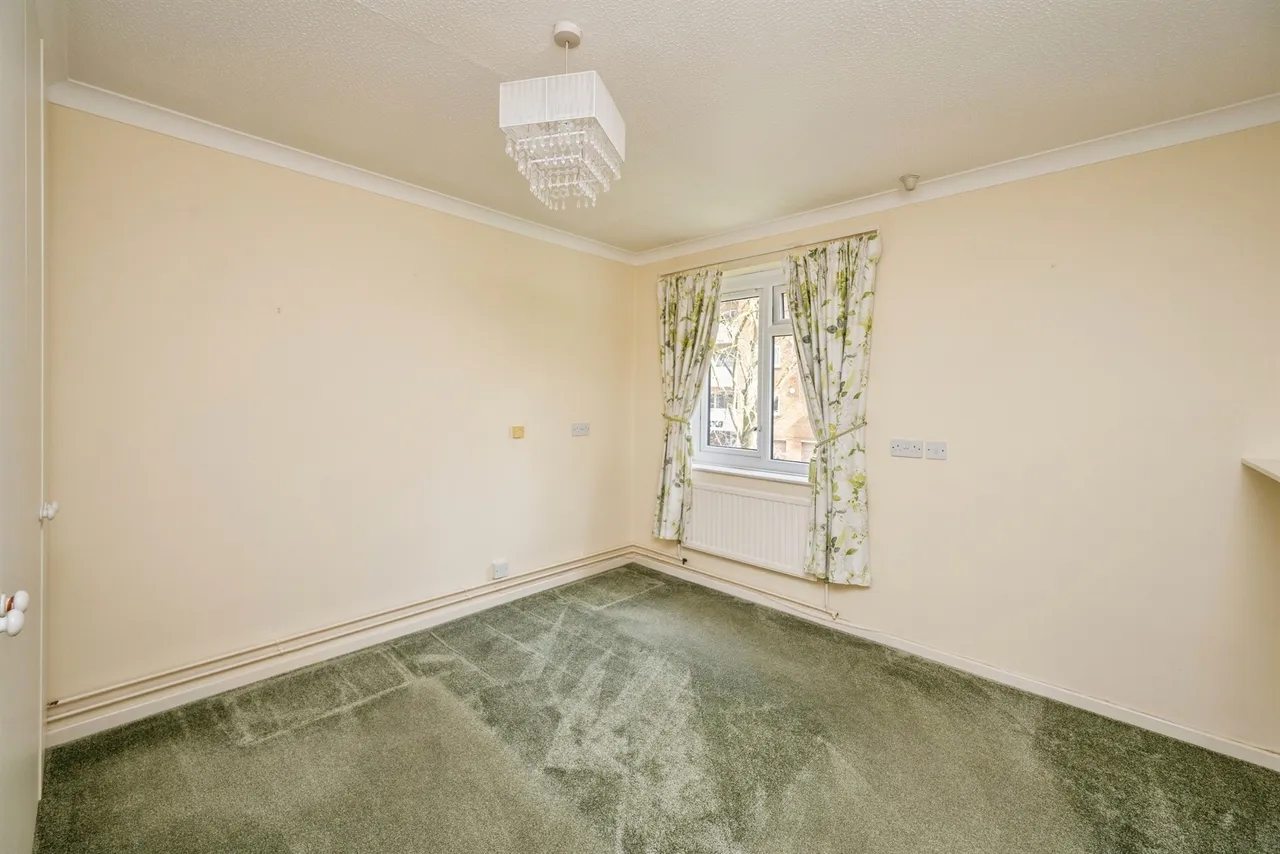 Norbury Court, Allestree, DE22, photo 11