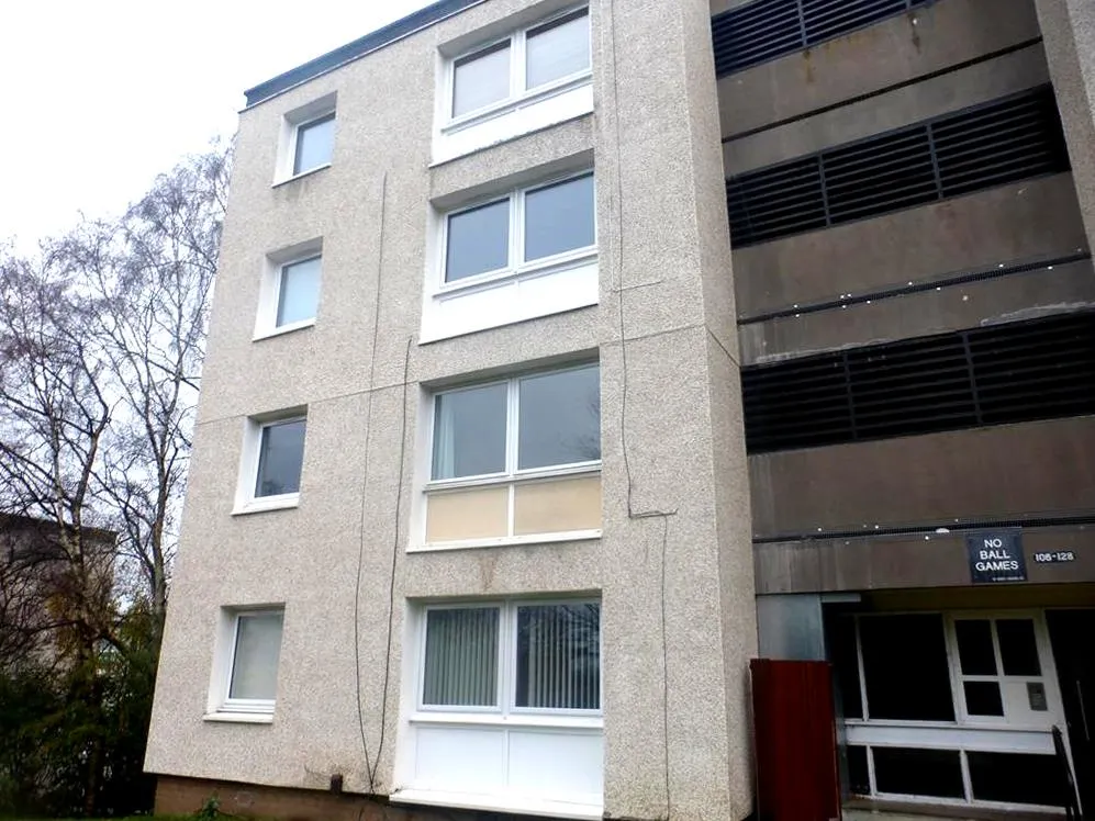 2 bed flat to rent — Atholl Street, Lochee West, Dundee, DD2