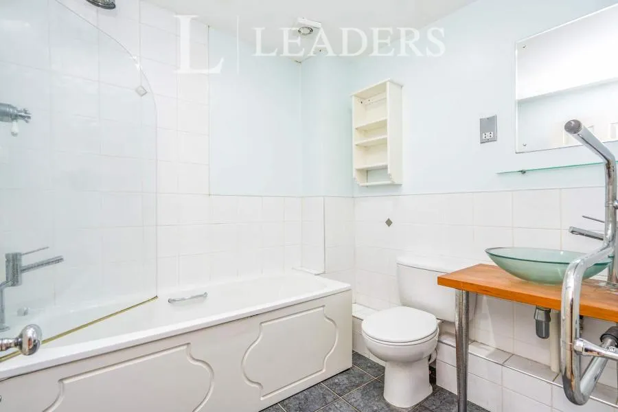 Royal Crescent Road, Southampton, SO14, photo 6