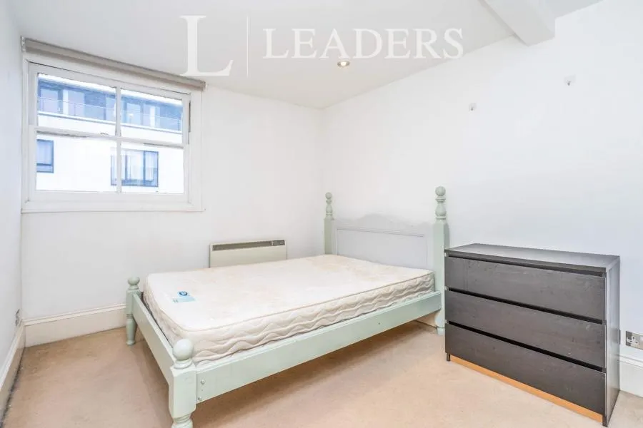 Royal Crescent Road, Southampton, SO14, photo 4