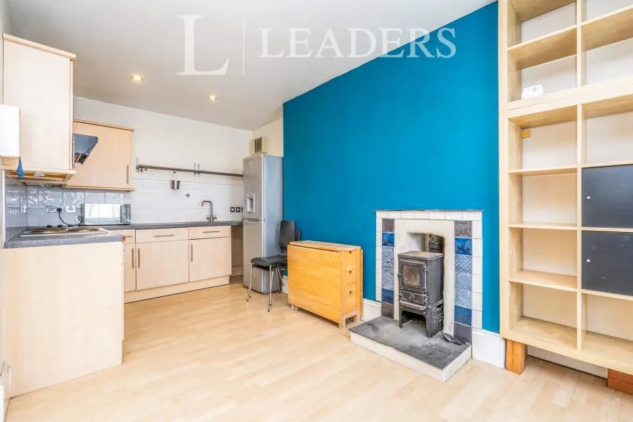 Royal Crescent Road, Southampton, SO14, photo 5