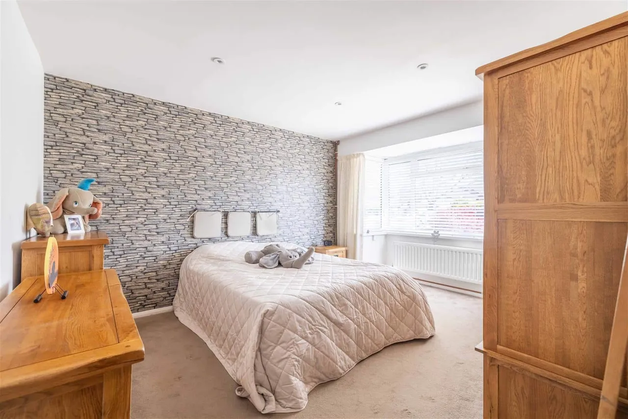Grove Close, Old Windsor, Windsor, SL4 2LY, photo 10