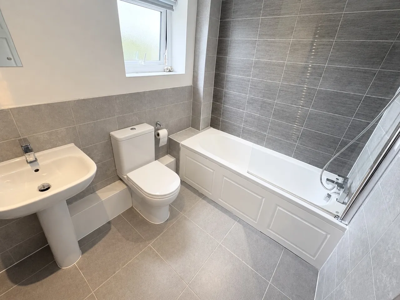 Magnalls Fold Close, Worsley, M28, photo 12