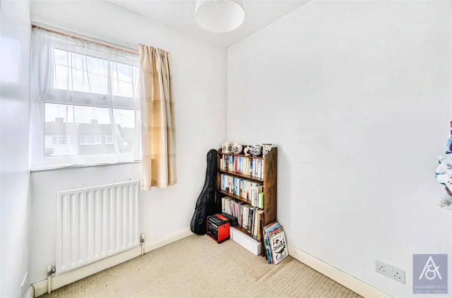 Portfield Close, Buckingham, MK18, photo 10