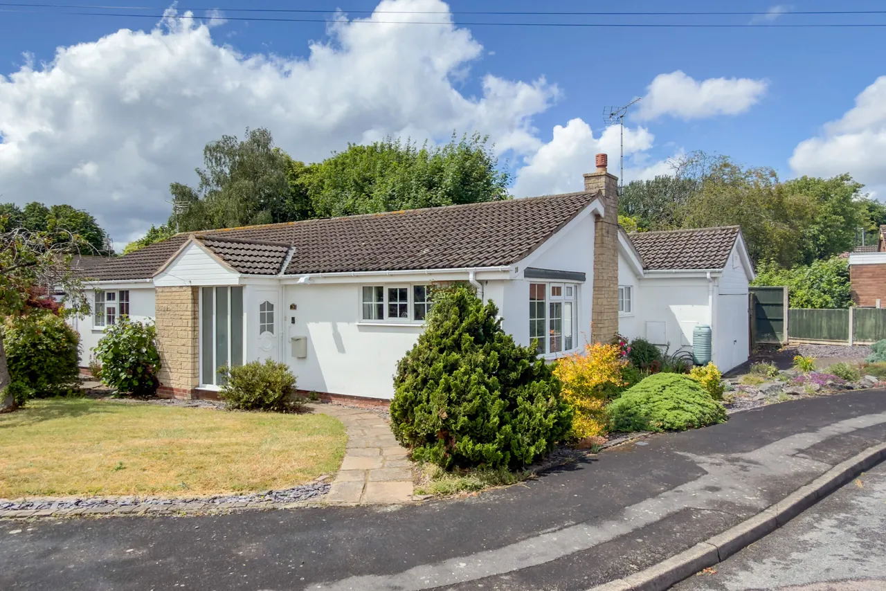 3 bed house for sale — Eyebrook Close, Loughborough, Loughborough, LE11 4PS
