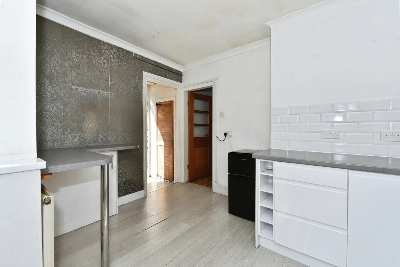 Youlgreave Drive, Sheffield, S12, photo 12