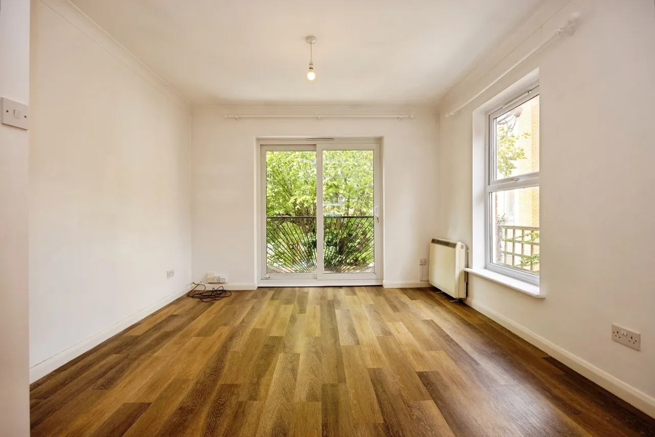 Martyr Road, Guildford, GU1, photo 37