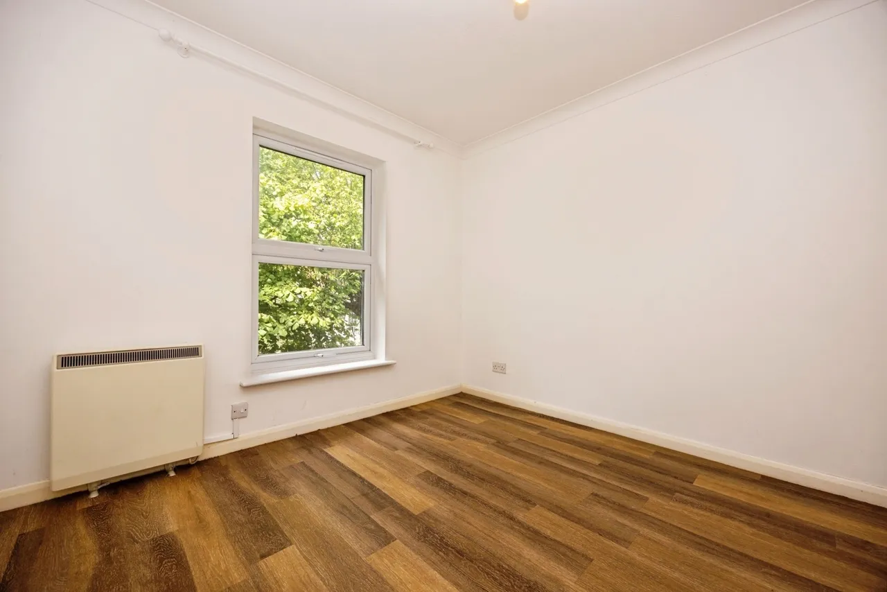 Martyr Road, Guildford, GU1, photo 42