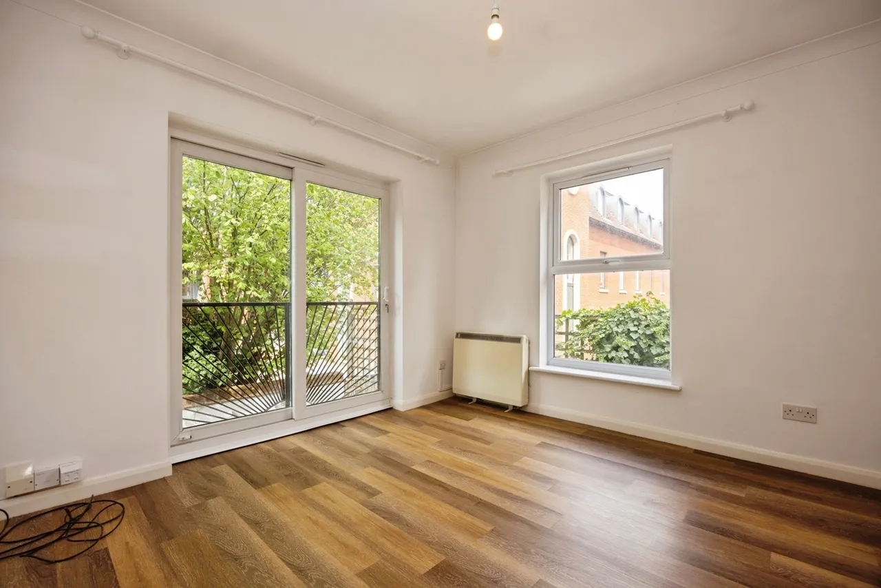 Martyr Road, Guildford, GU1, photo 38