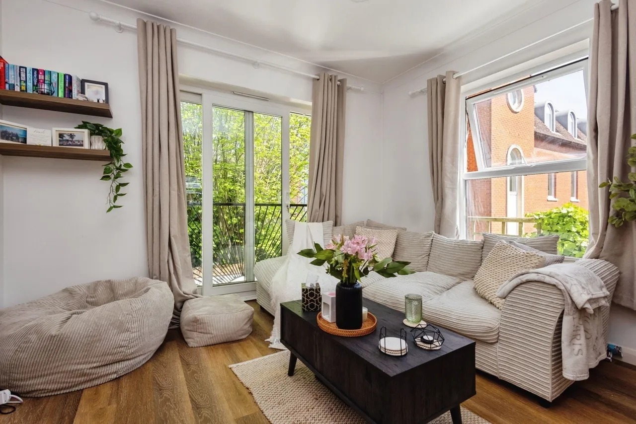 Martyr Road, Guildford, GU1, photo 15