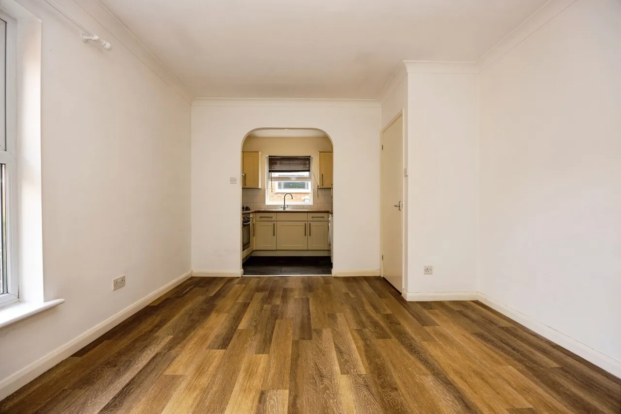 Martyr Road, Guildford, GU1, photo 10