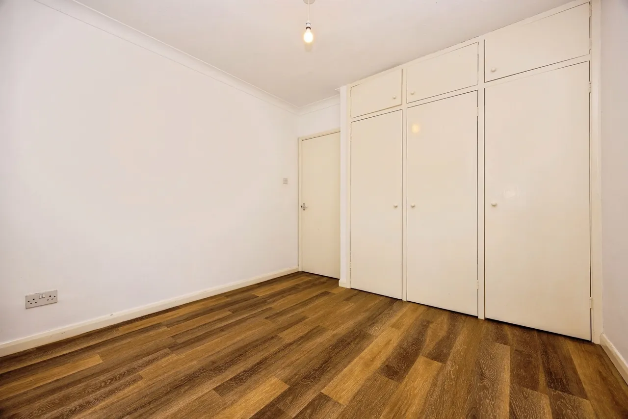 Martyr Road, Guildford, GU1, photo 7