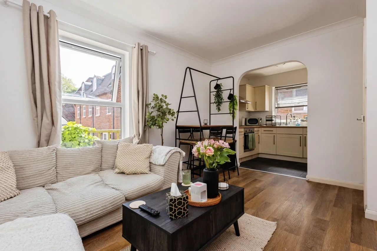 Martyr Road, Guildford, GU1, photo 19