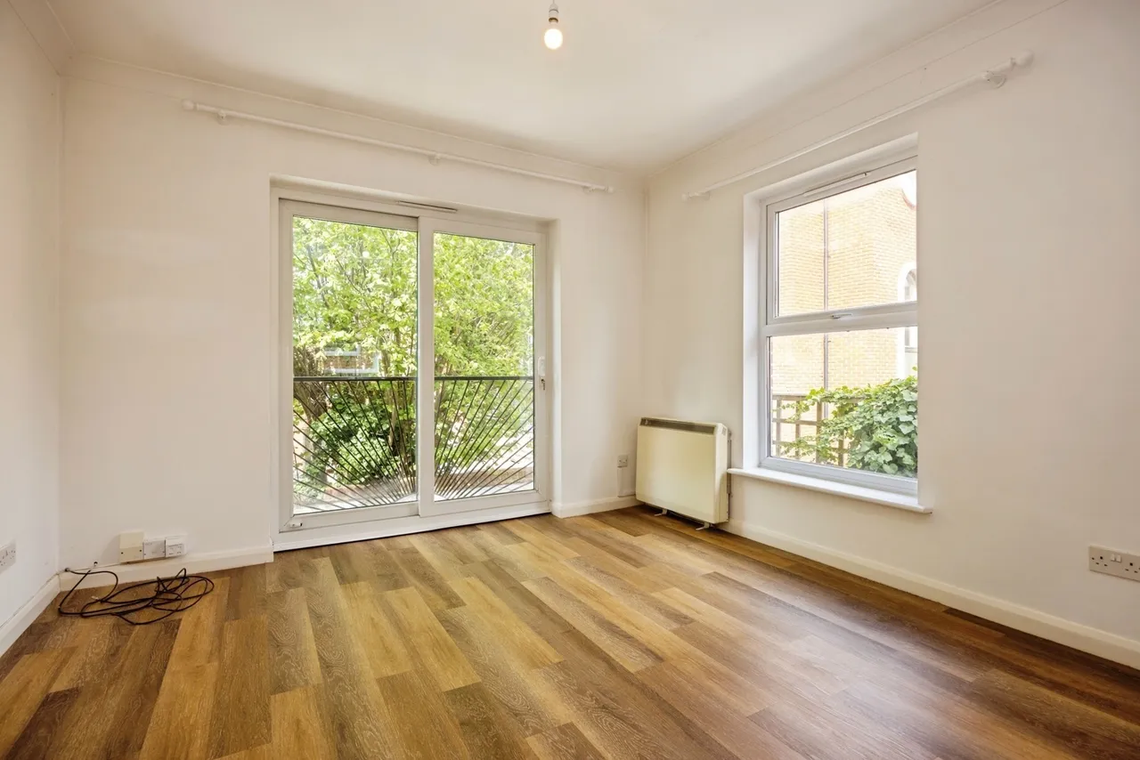 Martyr Road, Guildford, GU1, photo 12