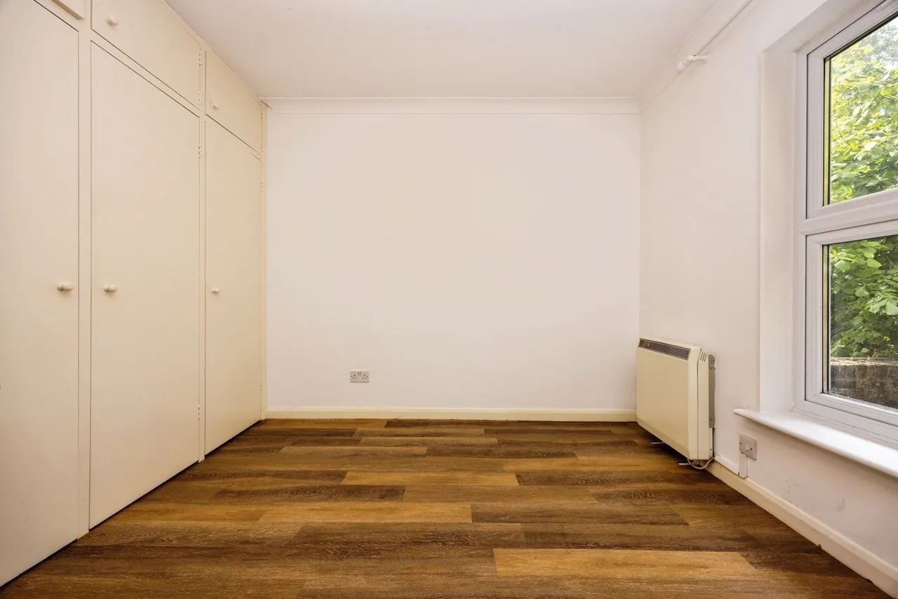 Martyr Road, Guildford, GU1, photo 41