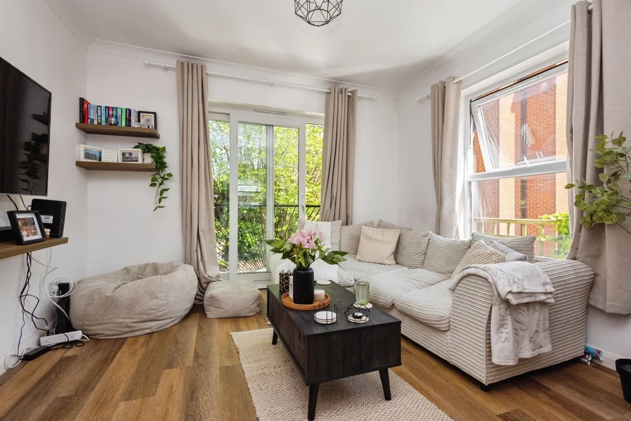 Martyr Road, Guildford, GU1, photo 26