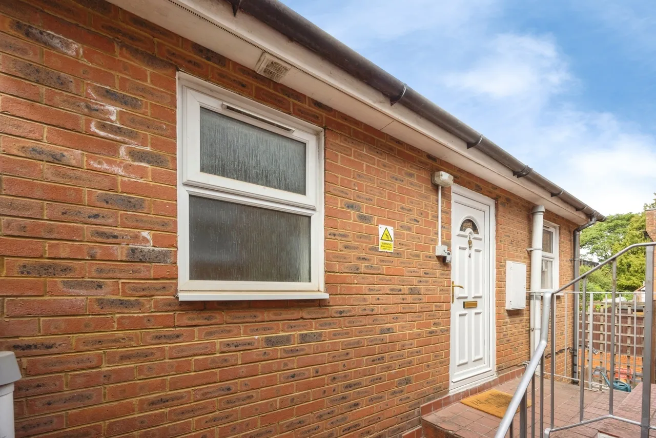 Martyr Road, Guildford, GU1, photo 34