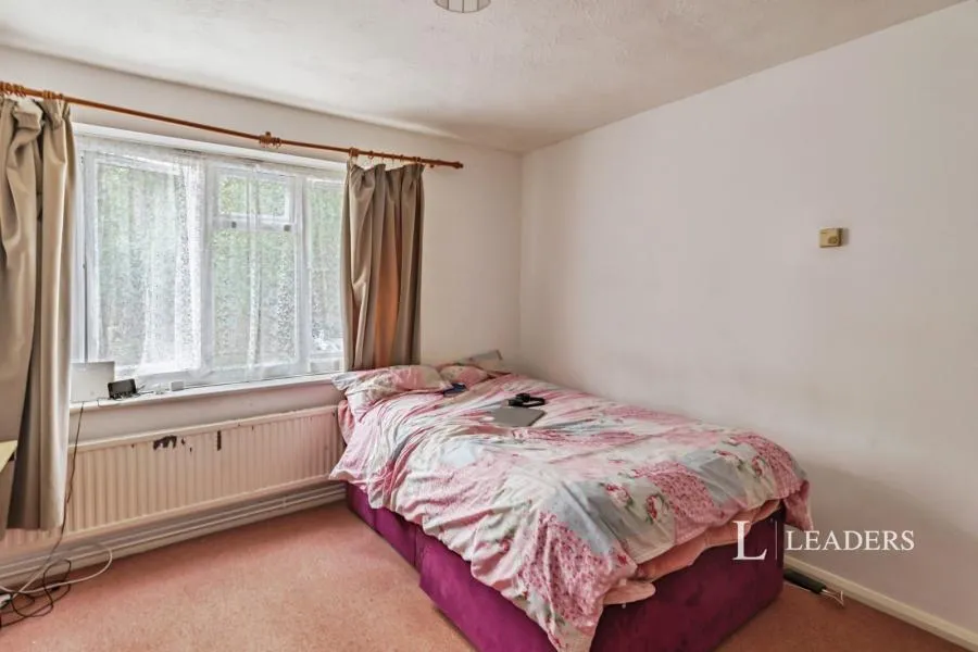 The Weald, East Grinstead, RH19, photo 10
