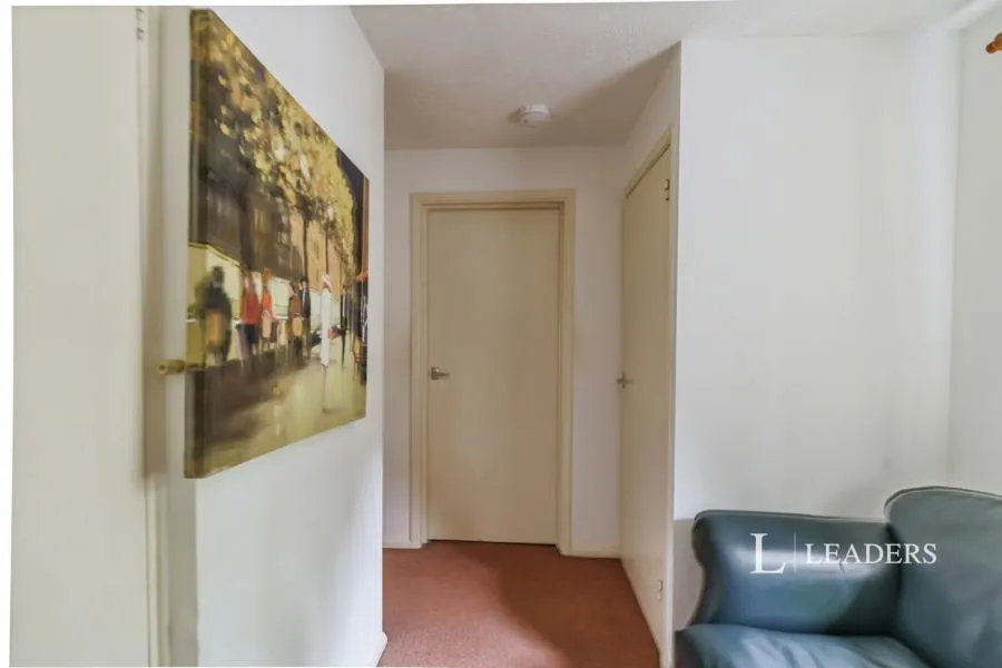 The Weald, East Grinstead, RH19, photo 4