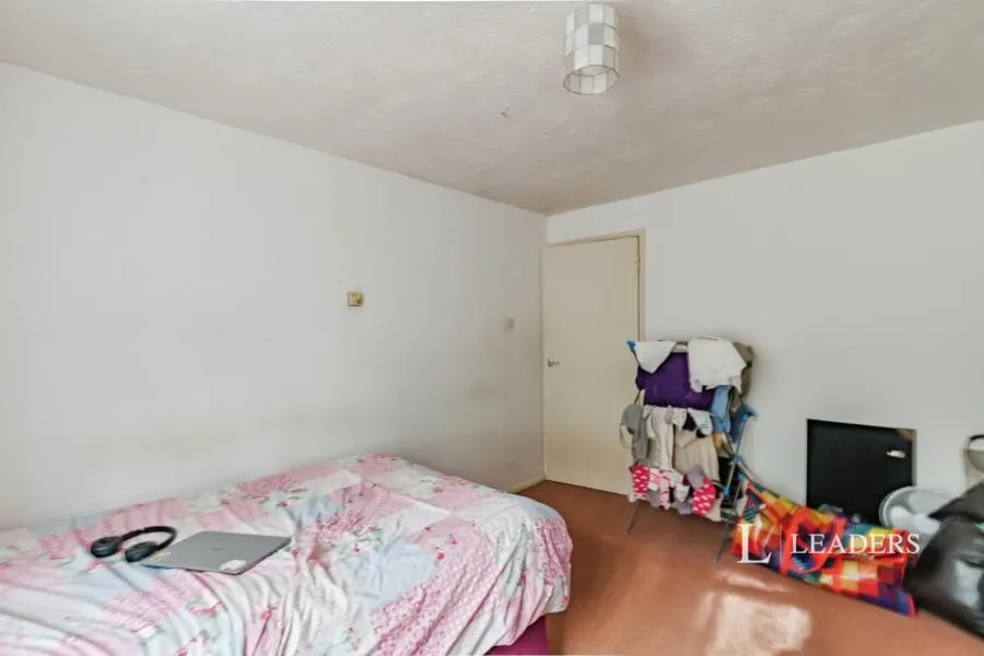 The Weald, East Grinstead, RH19, photo 12