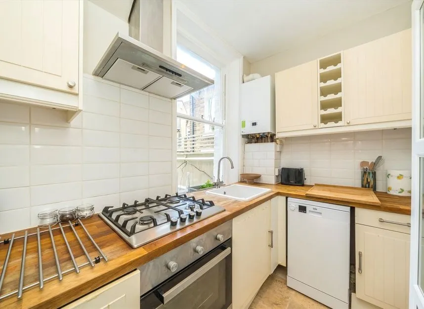 Merton Road, Putney, SW18, photo 4