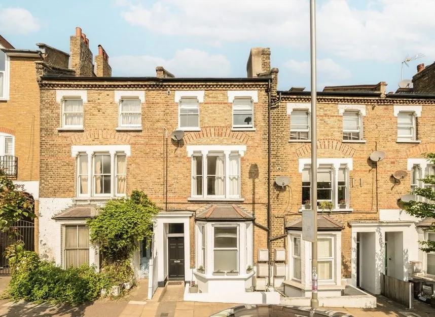 1 bed flat for sale — Merton Road, Putney, SW18