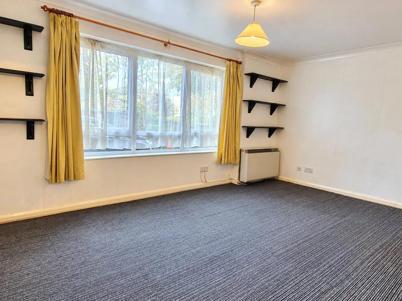 Wood Street, High Barnet, EN5, photo 3