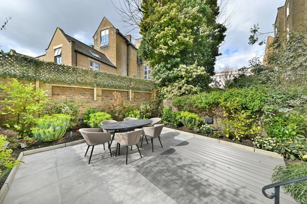 Earl's Court Square, Earl's Court, London, SW5 9DG, photo 10