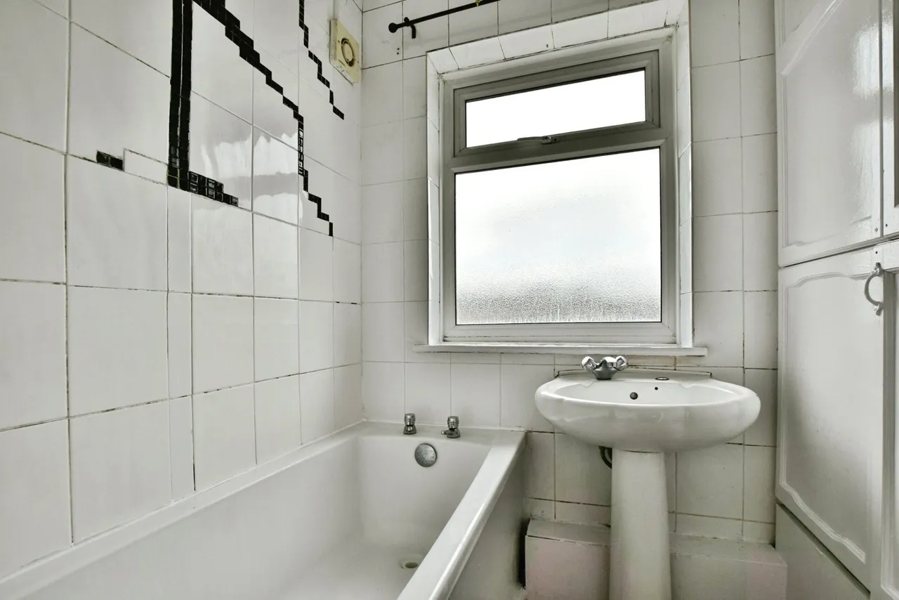 Colshaw Road, Manchester, Greater Manchester, M23, photo 6
