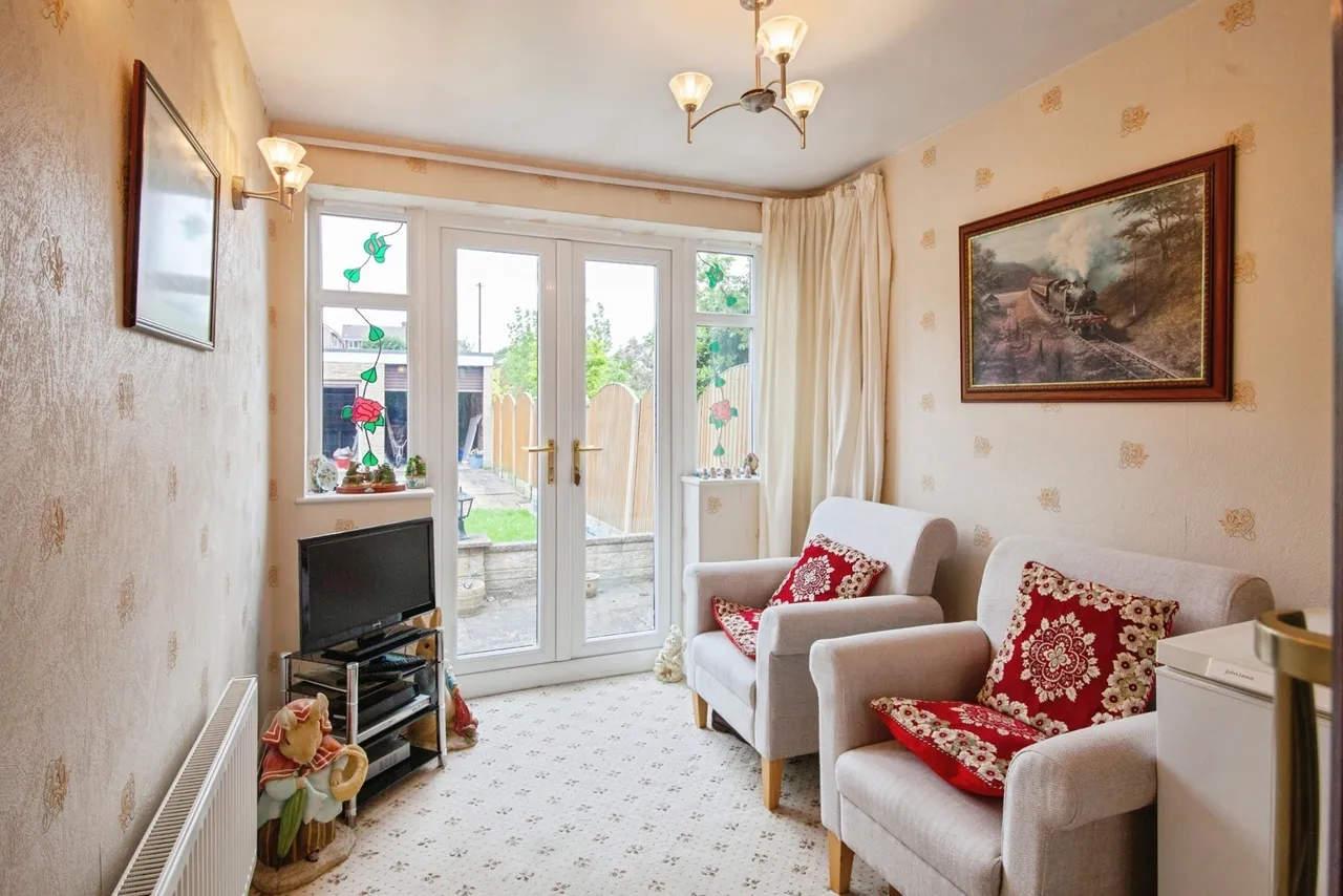 Springwood Lane, High Green, Sheffield, S35, photo 7