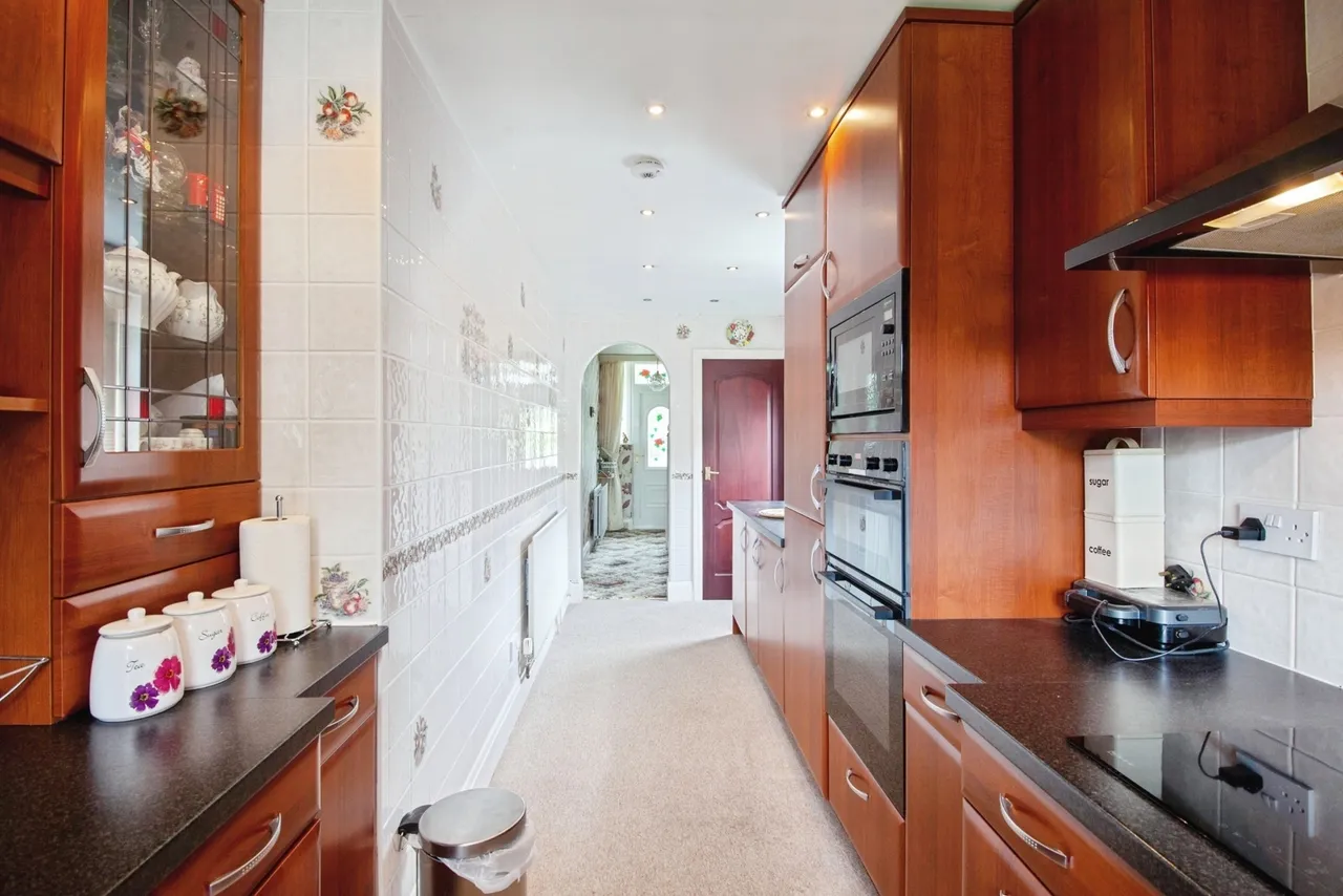 Springwood Lane, High Green, Sheffield, S35, photo 10