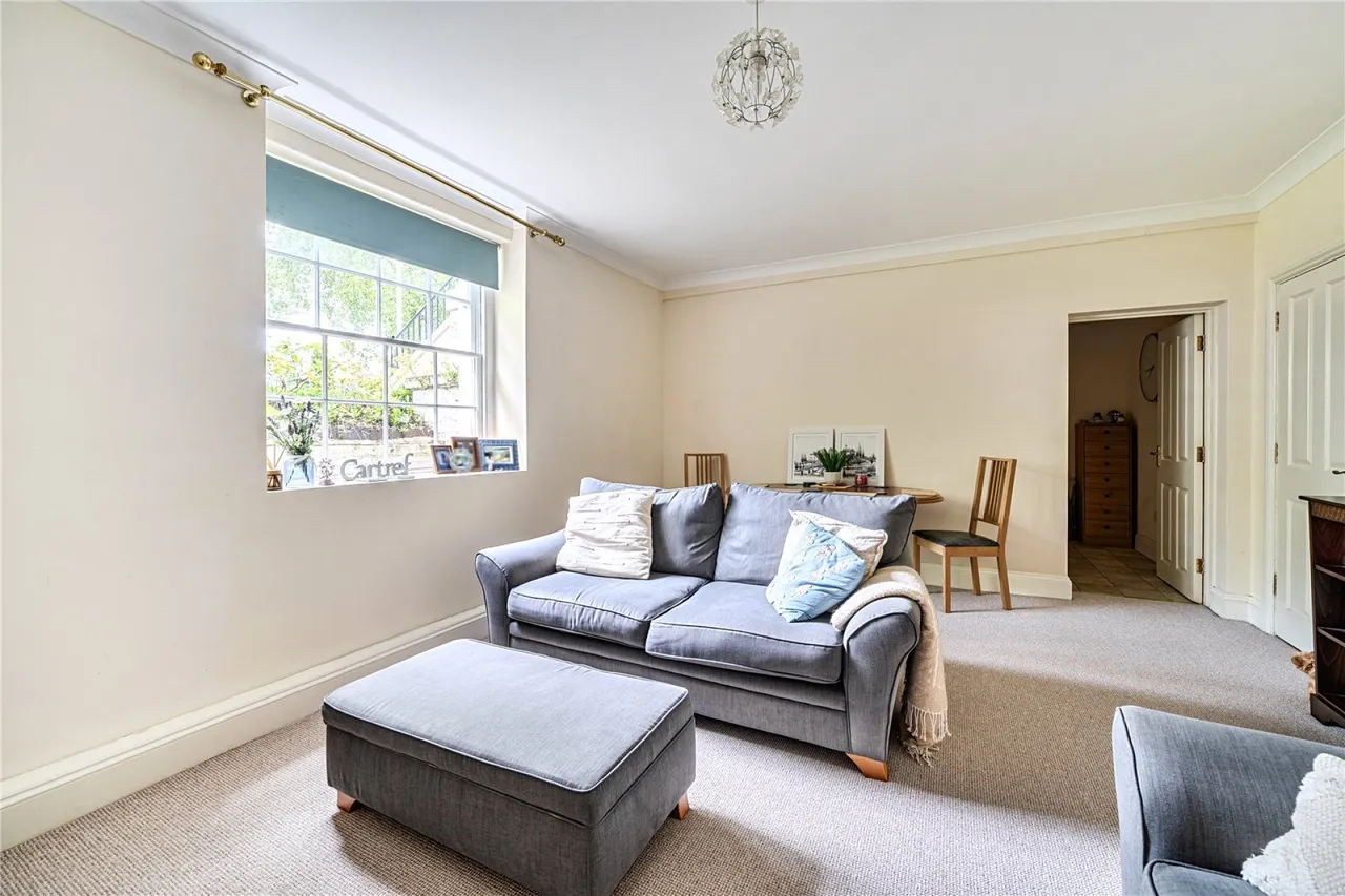 Pittville Lawn, Cheltenham, GL52, photo 6