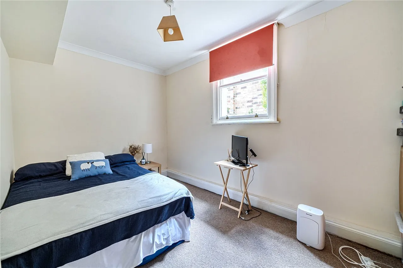 Pittville Lawn, Cheltenham, GL52, photo 13
