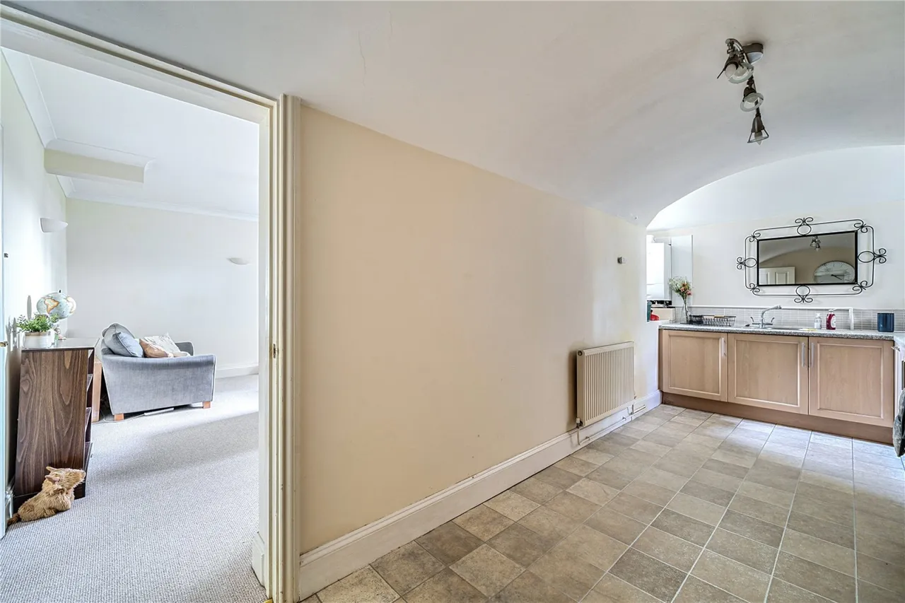 Pittville Lawn, Cheltenham, GL52, photo 8