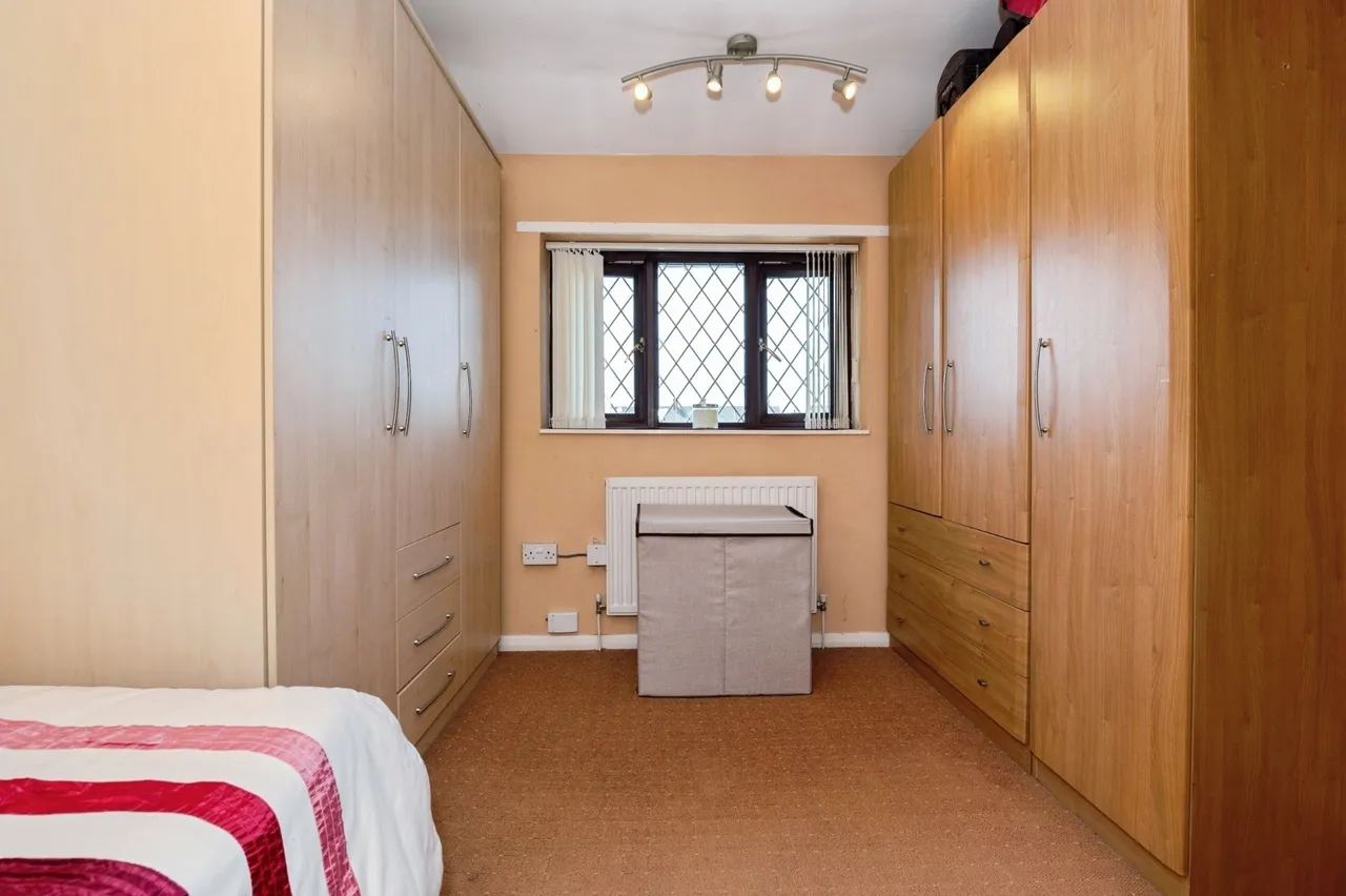 Foyle Drive, SOUTH OCKENDON, Essex, RM15, photo 18