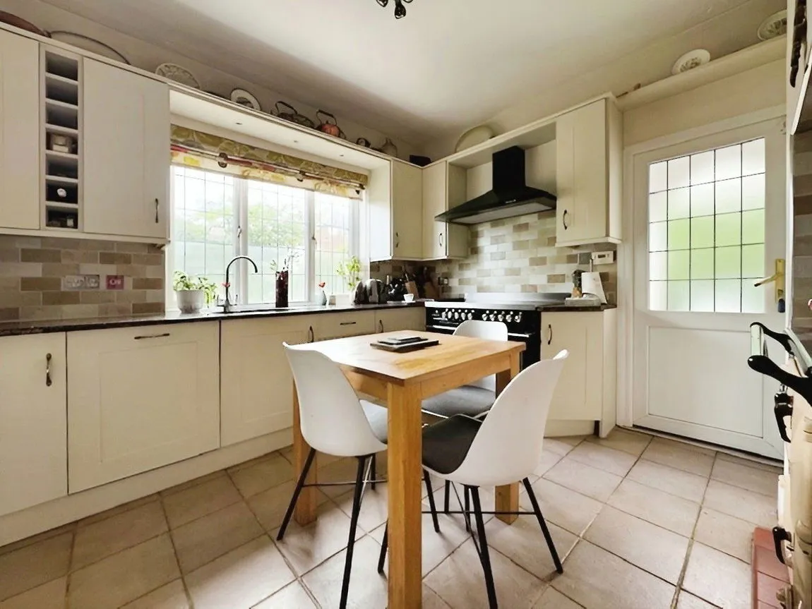 The Avenue, Prestatyn, Denbighshire, LL19 9RD, photo 5