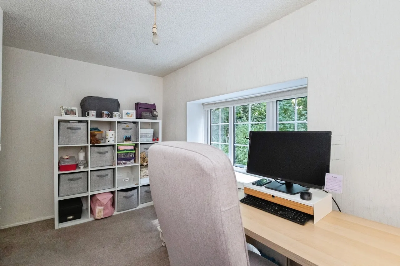 Far Lane, Gorton, Manchester, M18, photo 17