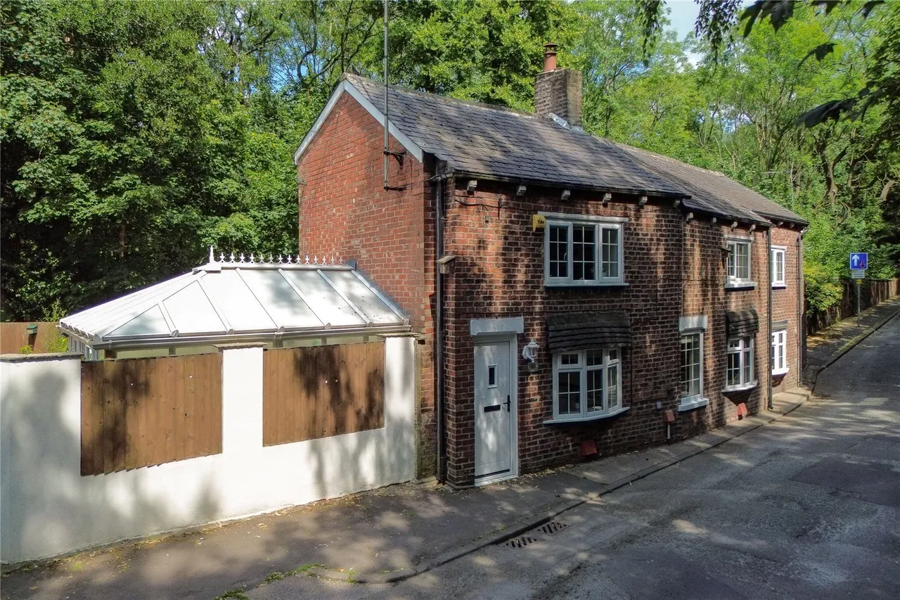 3 bed house for sale — Far Lane, Gorton, Manchester, M18