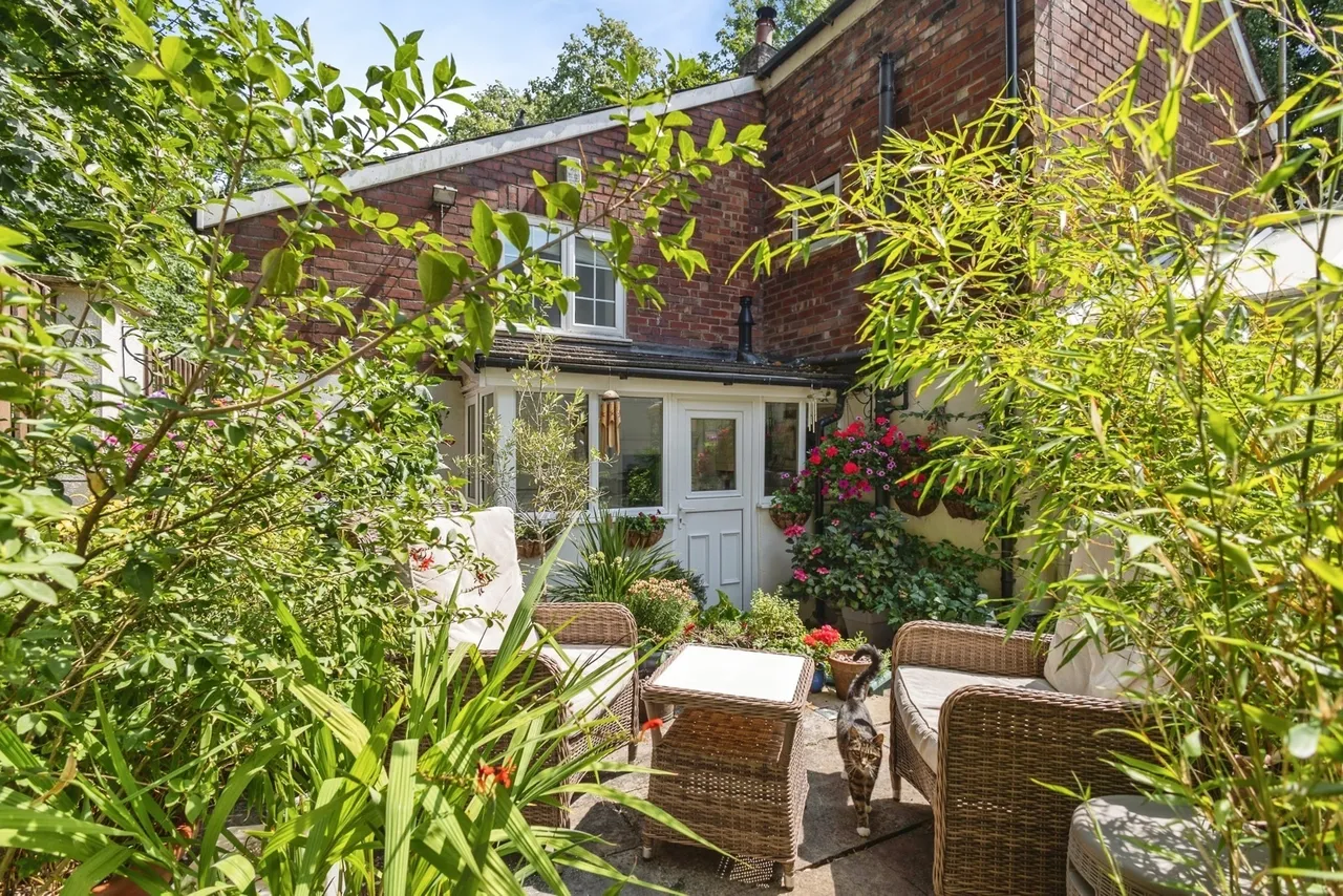 Far Lane, Gorton, Manchester, M18, photo 24