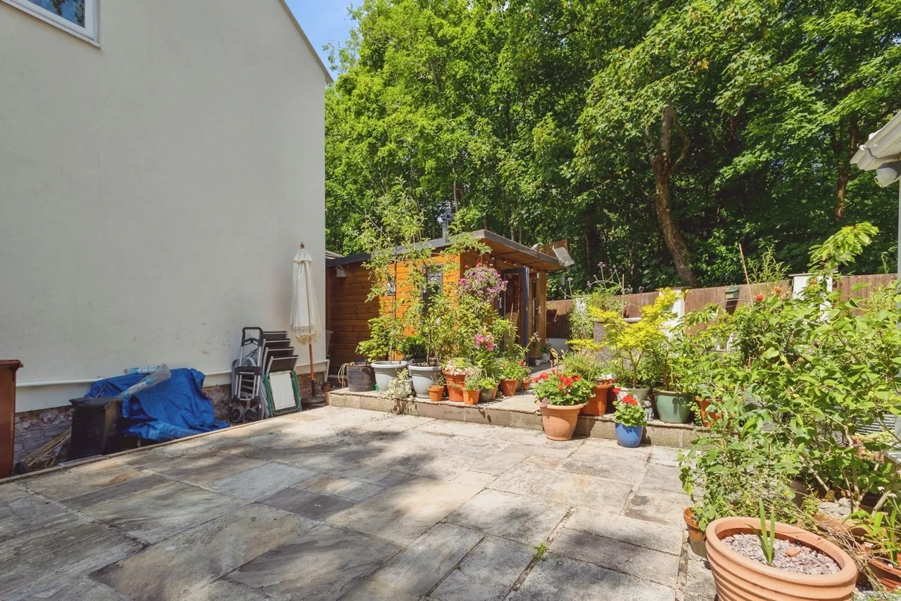 Far Lane, Gorton, Manchester, M18, photo 25