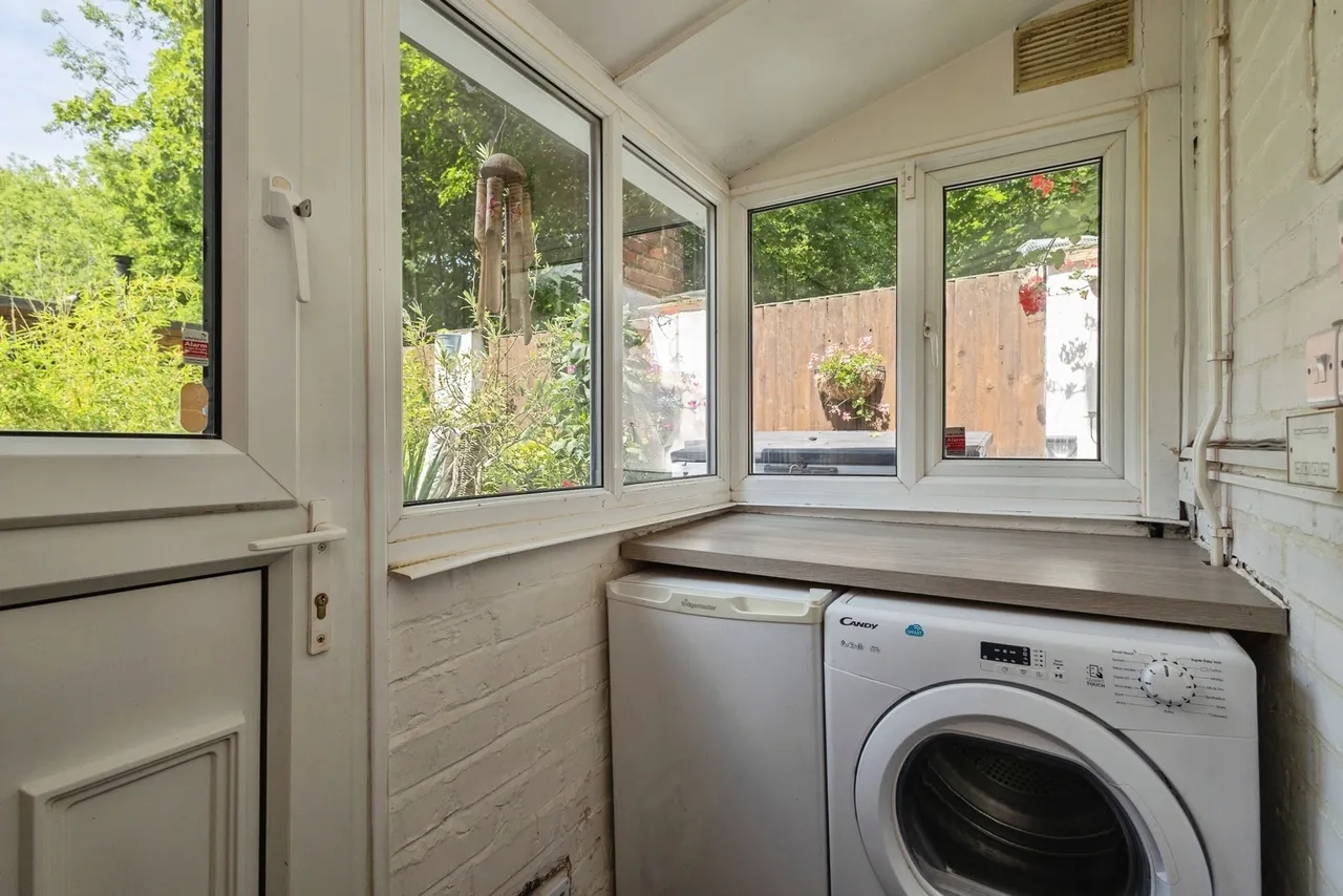 Far Lane, Gorton, Manchester, M18, photo 11