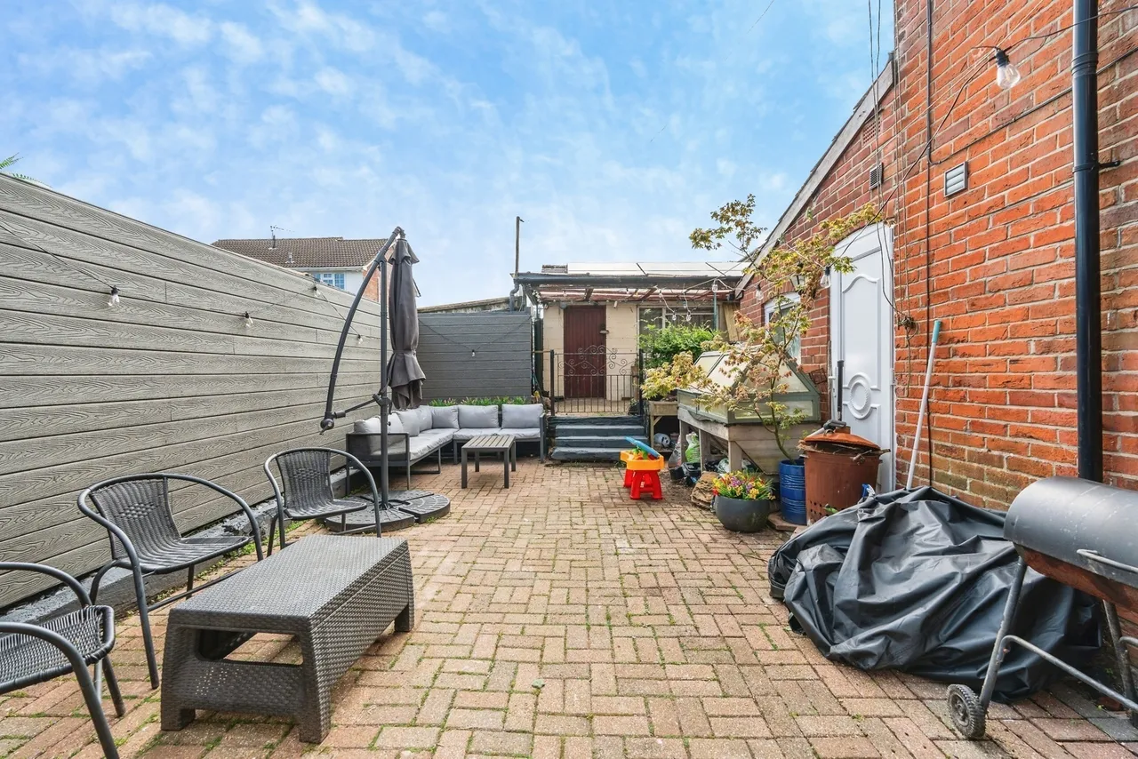 Scotter Road, Bishopstoke, SO50, photo 13