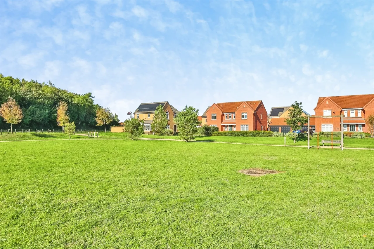 Airfield Way, Hucknall, NG15, photo 5