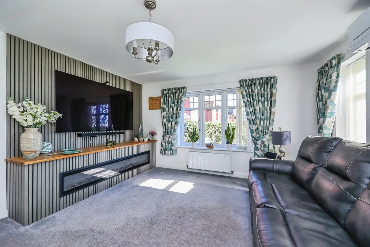 Airfield Way, Hucknall, NG15, photo 12